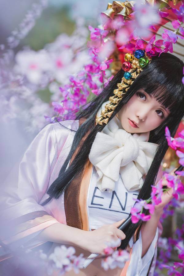 东方Project 角色:蓬莱山辉夜 Cn:星之迟迟