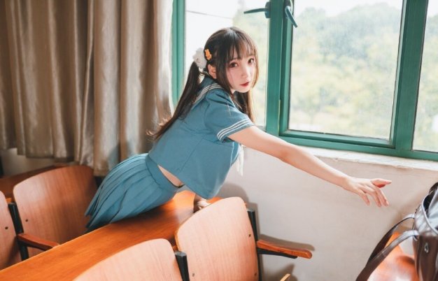 双马尾发型美女JK制服白丝美腿短裙极致诱惑图片