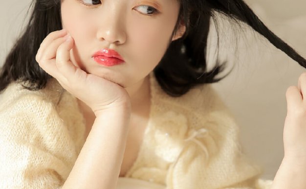 娃娃脸的萝莉美女性感诱人美图