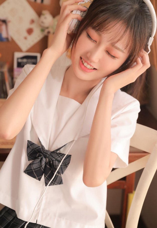 校花美女学生妹校园制服诱惑美图